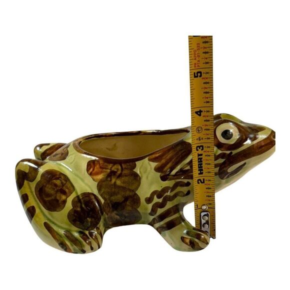 Vintage Brush McCoy Pottery Frog Planter Hand-Painted Garden Decor Amphibian Pot - Picture 6 of 7